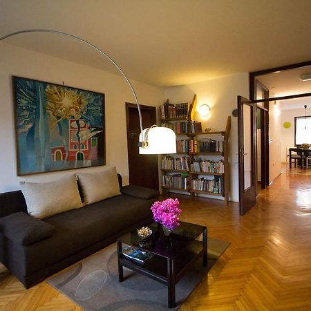 Apartment Cherry روفينج المظهر الخارجي الصورة