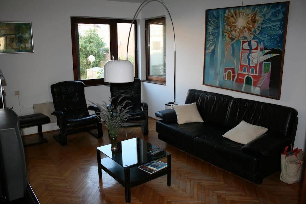 Apartment Cherry روفينج المظهر الخارجي الصورة